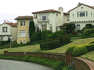  Buying one of these seaside homes in the San Fran 