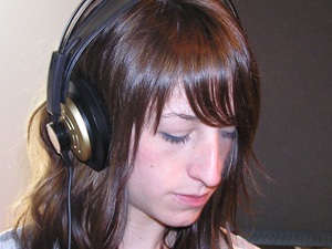 Erin Fein of the band Headlights Erin Fein of the band Headlights