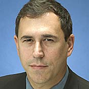 Commentator Barry Lynn 