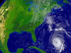 Hurricane approaches North Carolina coast 