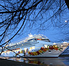 Oceanliner Pride of Hawaii 