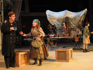 Mother Courage Set