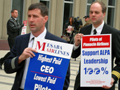 Mesaba Airlines pilots picket last fall