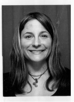 
                    Author Karen Russell
                                            (Karen Russell)
                                        