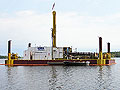 Drilling barge