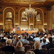 GM shareholders meeting 