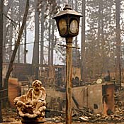Statue and lamp after wildfire 