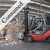 Cardboard arrives at a Chinese plant 
