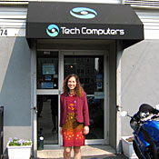 Susan Labandibar in front of Tech Computers store 