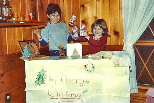 
                    Lisa Romano (right) and her sister Jessica use My Little Ponies as reindeer stand-ins during their first performance.
                                            (Lisa Romano)
                                        