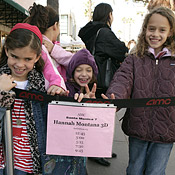 Kids wait in line to see Hannah Montana movie 