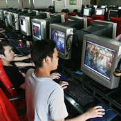 Young online gamers in Shanghai 