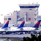 Delta planes at Atlanta airport 