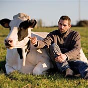 Loic, one of the farmers on Love in the Meadows 