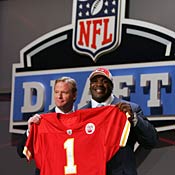 Glenn Dorsey, right, and NFL's Roger Goodell 