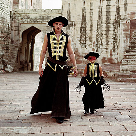 Lee Pace and Catinca Untaru, 