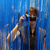 
                The installation "Penetrable BBL bleu" of Jesus Rafael Sot
                                    (Johannes Simon/Getty Images)
                                