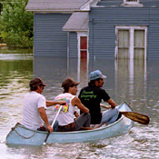 Mississippi River floods Keithsburg, Ill. 