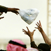 Food and water is distributed to Iraqis. 