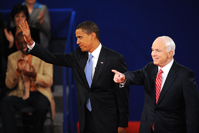 john mccain and obama. Barck Obama (L) and John