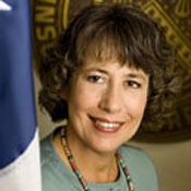 FDIC Chairwoman Sheila Blair 