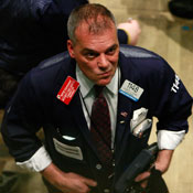 Trader on floor of NYSE 
