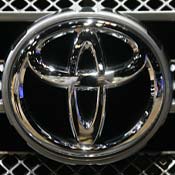 toyota emblem