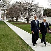 Bank CEOs leave the White House 