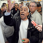 French workers demonstrate at Caterpiller 