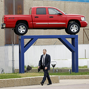 Chrysler worker exits Chrysler Warren Truck plant 
