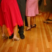 Prom dancers 