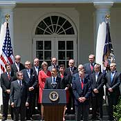 President Obama announces new fuel standards 