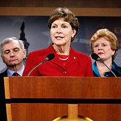 Senators deliver remarks about unemployment 