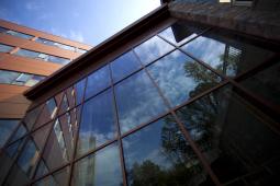 Maple Grove Hospital  exterior