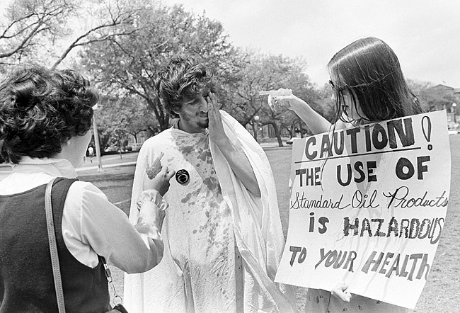 first earth day 1970. observance of Earth Day.