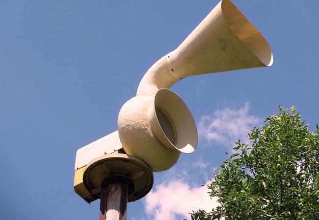 siren-enthusiasts-chase-tornadoes-through-sound-minnesota-public