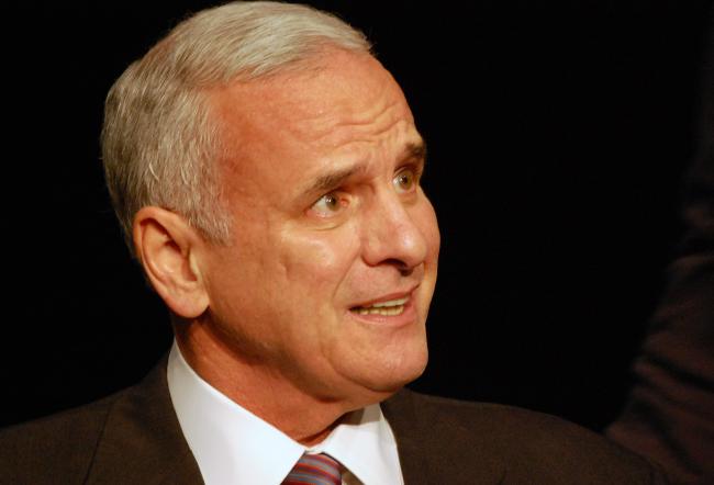 picture of mark dayton. candidate Mark Dayton at a