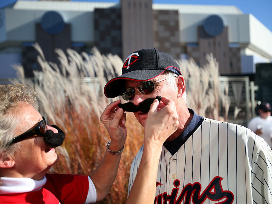 Adjusting the mustache