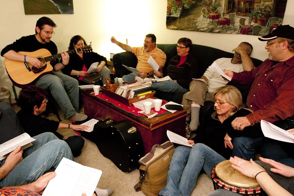 Home church  Fellowship in the living room   Minnesota in Photos