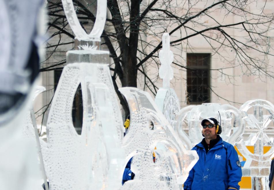Ice sculpture