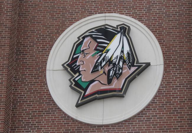 Fighting Sioux Head