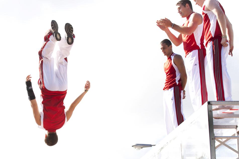 Trampoline performers
