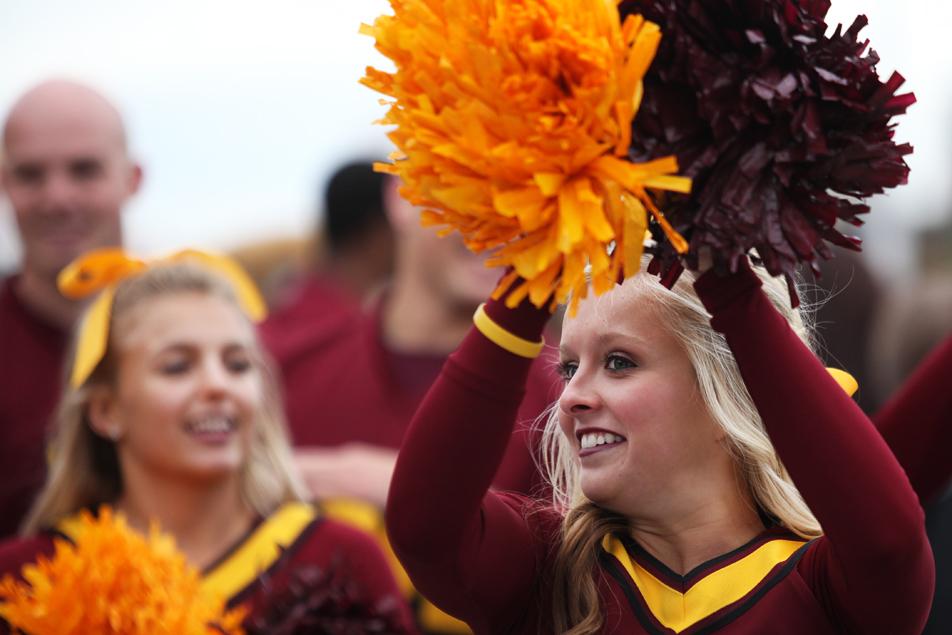 Cheerleader welcome