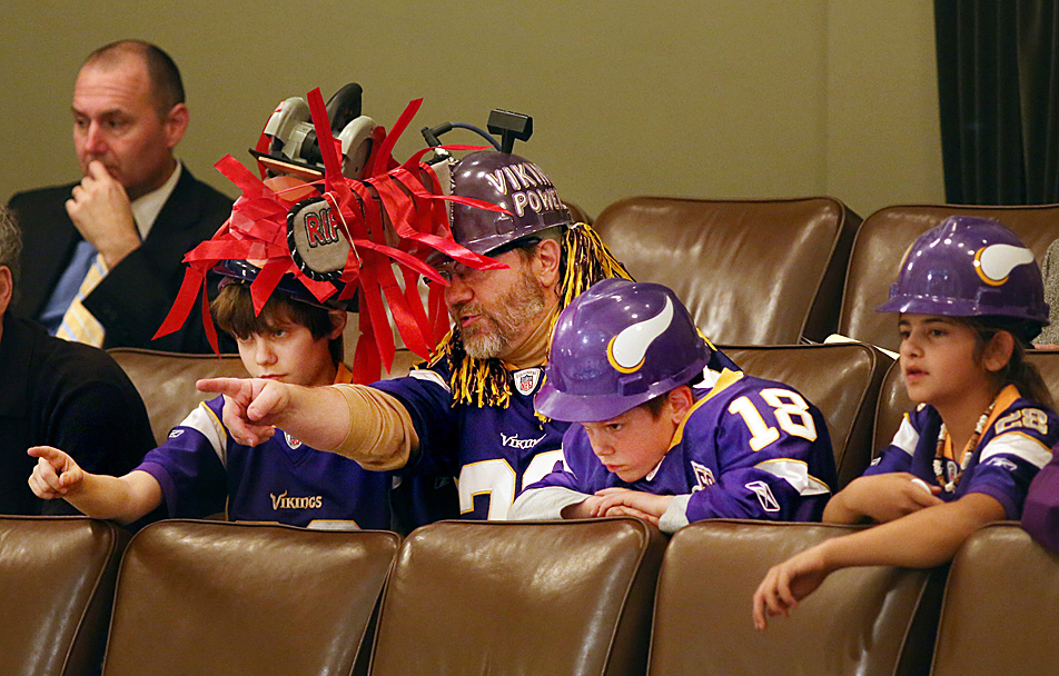 Young Vikings fans in the House gallery