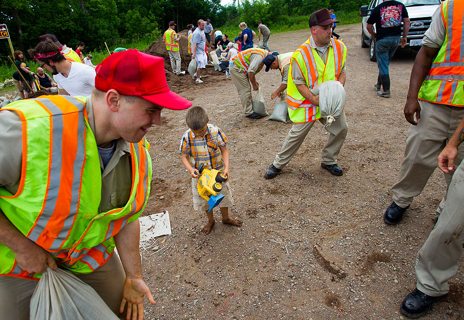 Sandbagging in Moose Lake