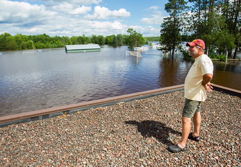 Moose Lake superintendent Tim Caroline