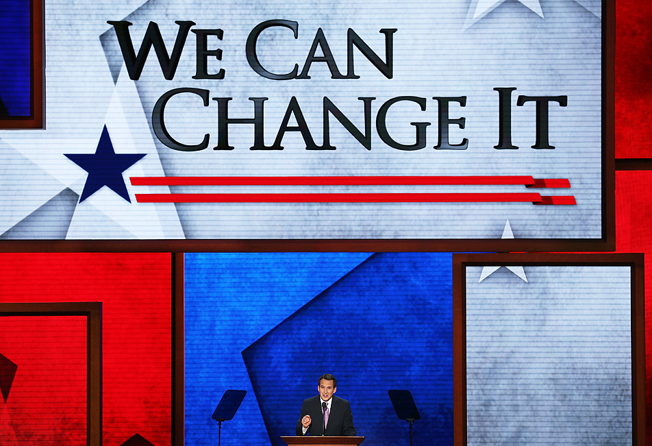 Pawlenty, teleprompters and a massive stage