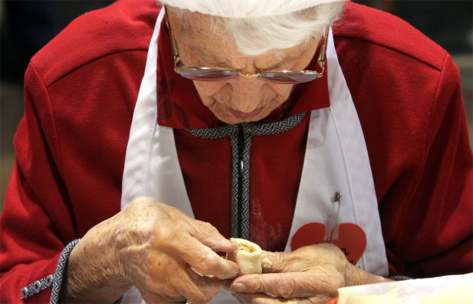 Making pierogi