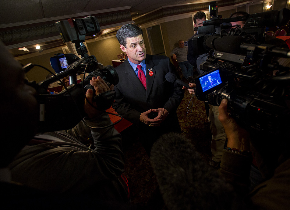 Cravaack speaks to the media