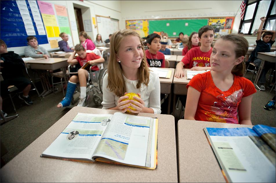 Mankato sixth-grade class
